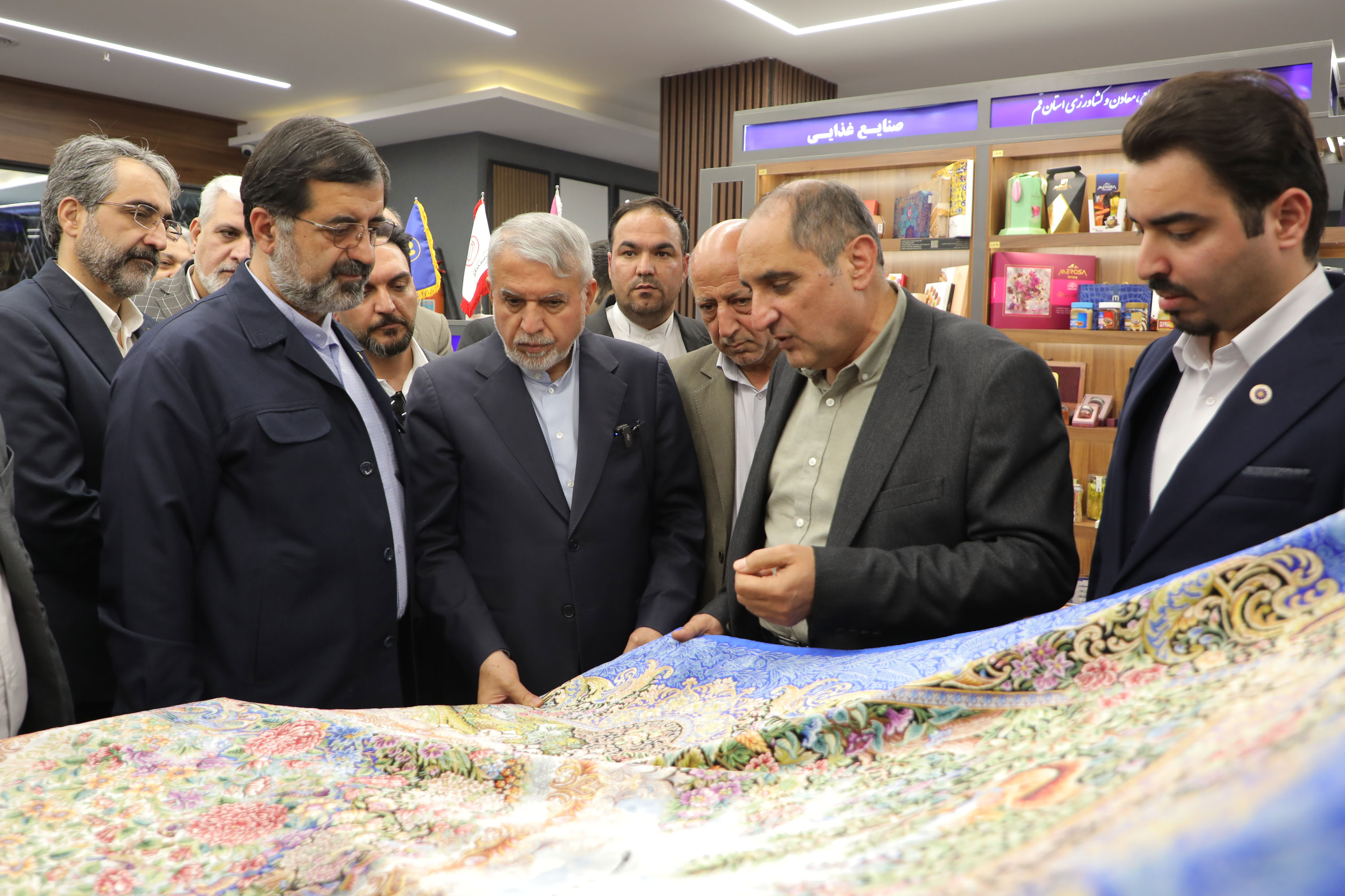نمایشگاه دائمی قم تصویر تازهای از توان صادراتی استان ارائه داد نمایشگاه دائمی قم تصویر تازهای از توان صادراتی استان ارائه داد